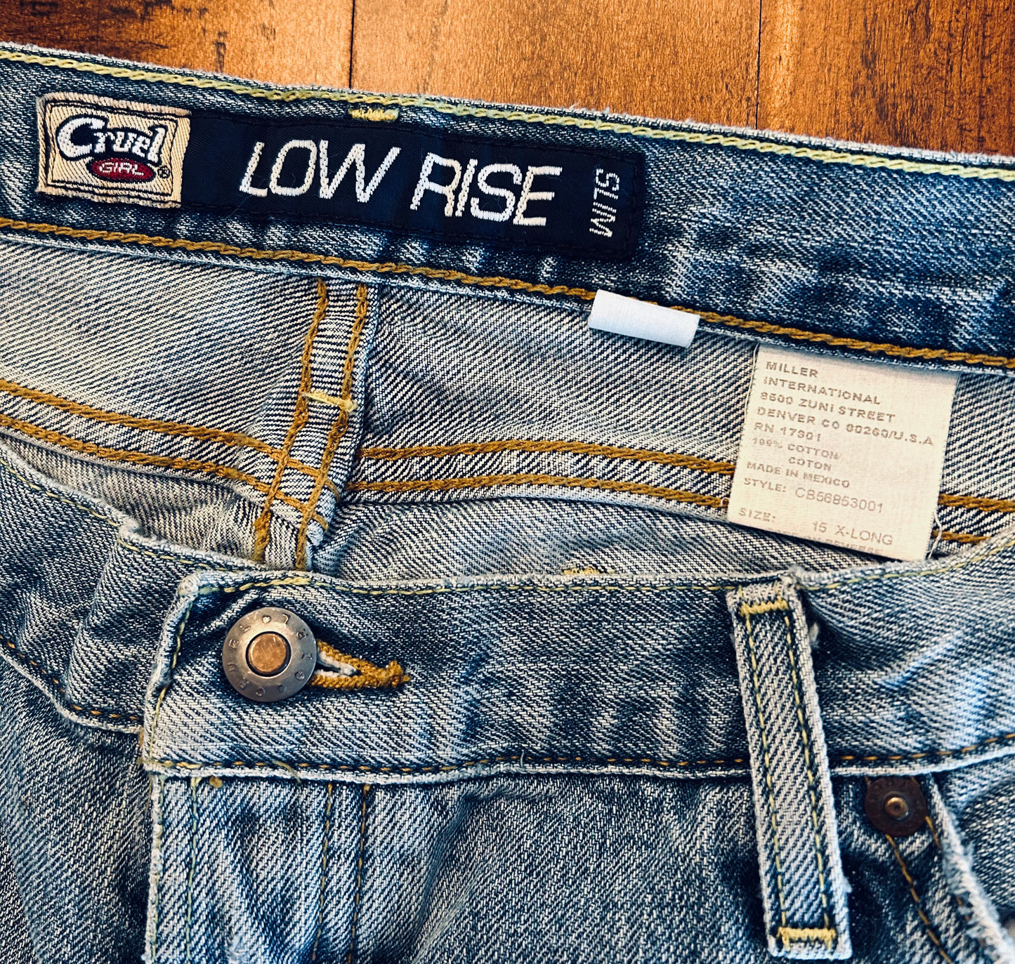 Vintage Cruel Girl Jeans with Button Fly Size 36x36
