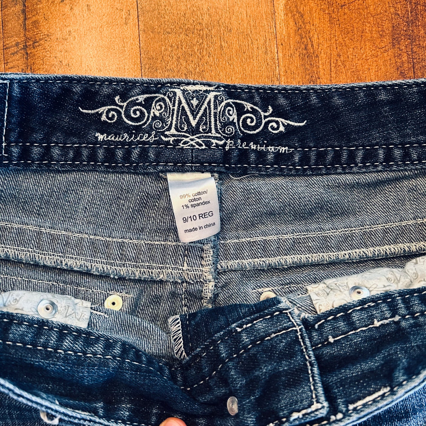 Maurices Jean Shorts Size 9/10