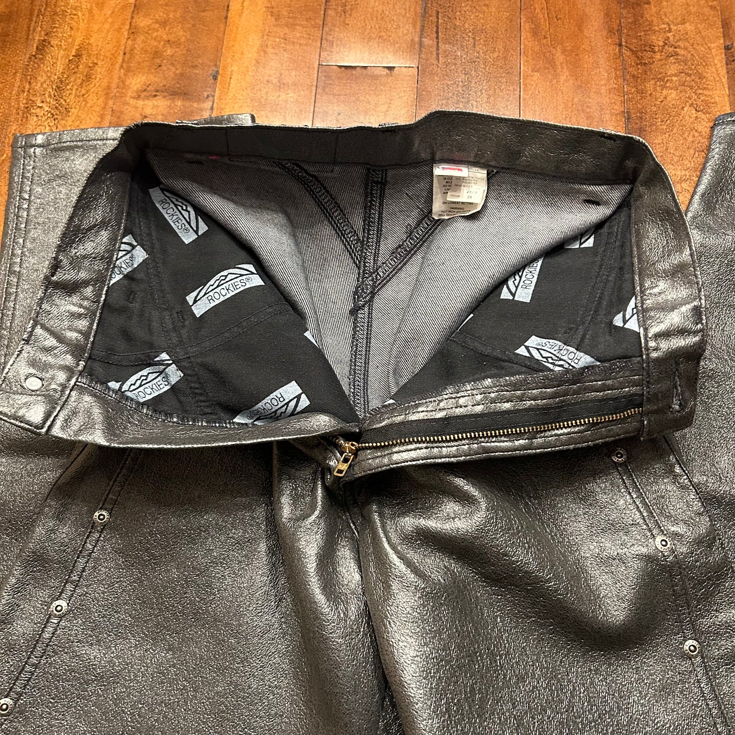 Super Rare Platinum Rockies Pleather Stone Gray Pants Size 26x34