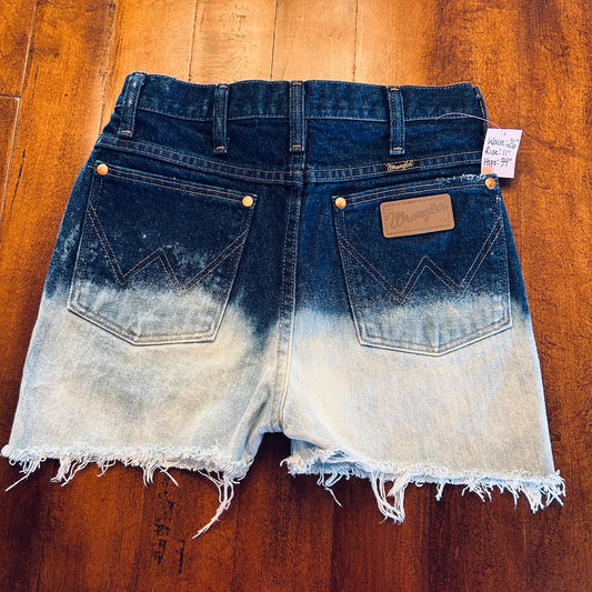 Distressed Wrangler Cut Off Shorts Size 26