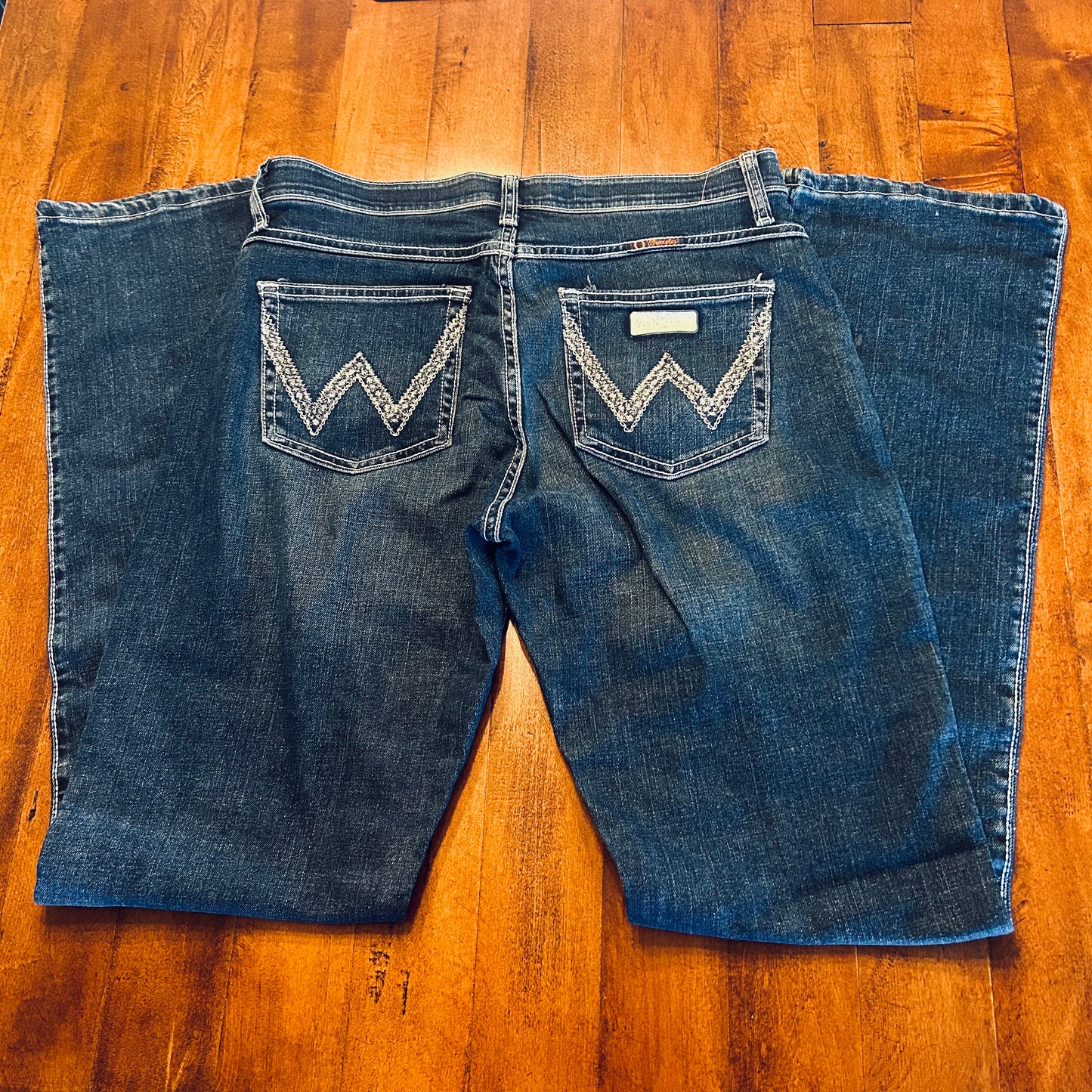 Wrangler Q-Baby Boot Cut Jeans Size 9/10x34