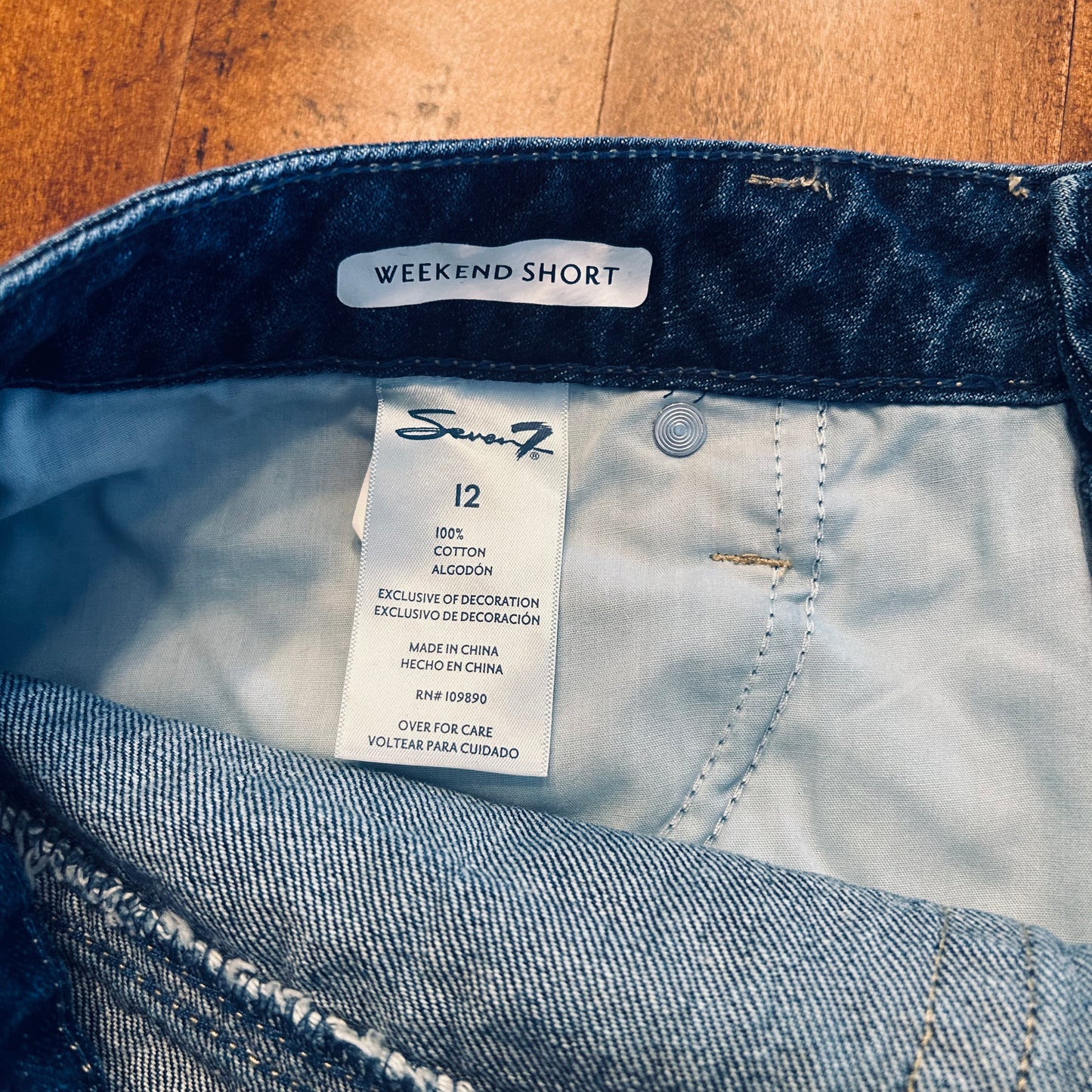 Seven7 Jean Shorts New with Tags Size 12