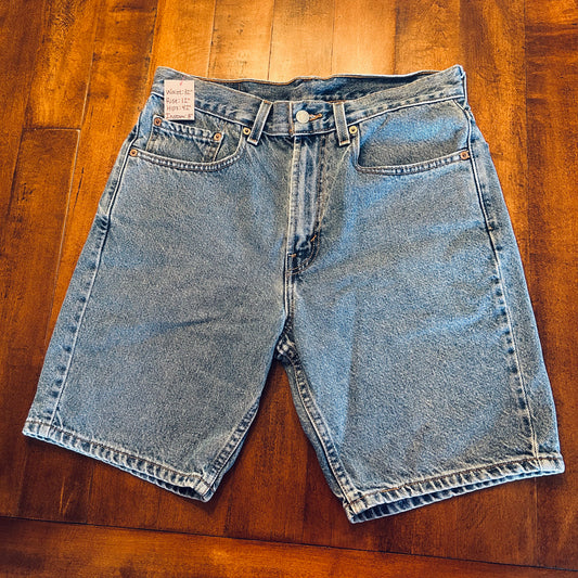 Vintage Levi Shorts Size 32