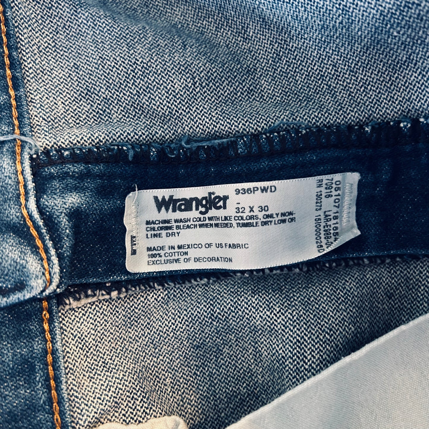 Wrangler Cowboy Cut Jean Shorts Size 32