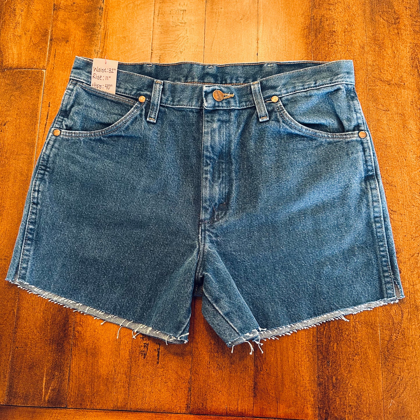 Wrangler Cowboy Cut Jean Shorts Size 32