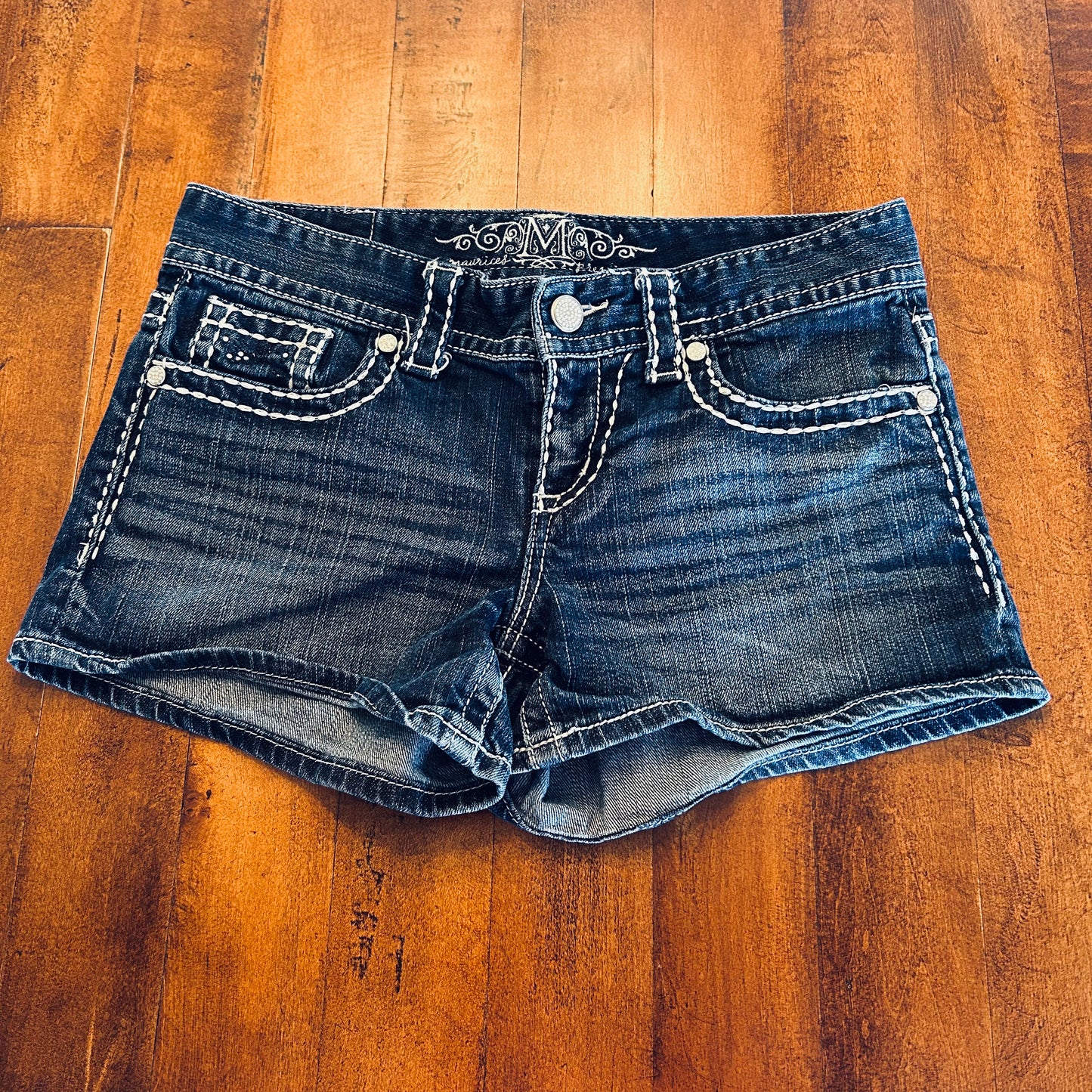 Maurices Jean Shorts Size 9/10