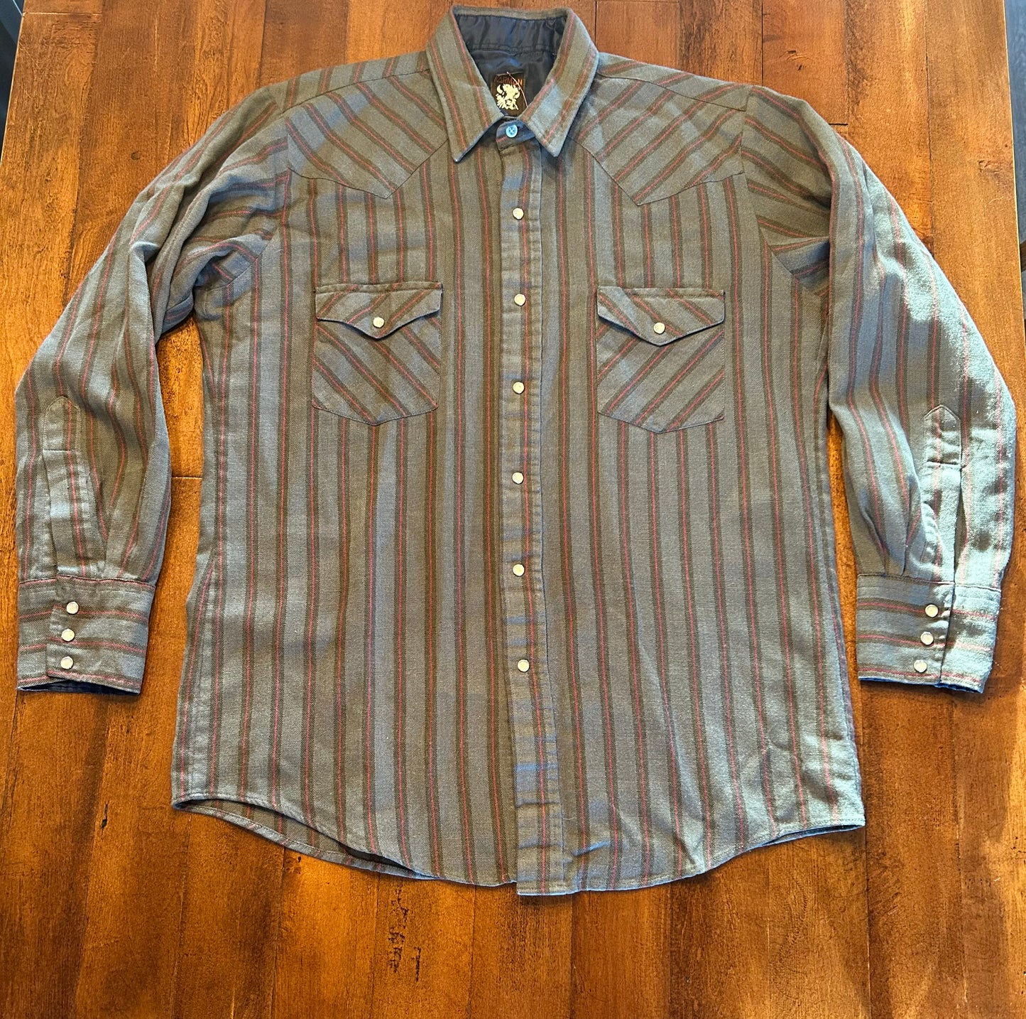 Vintage Heavy Pearl Snap Size L