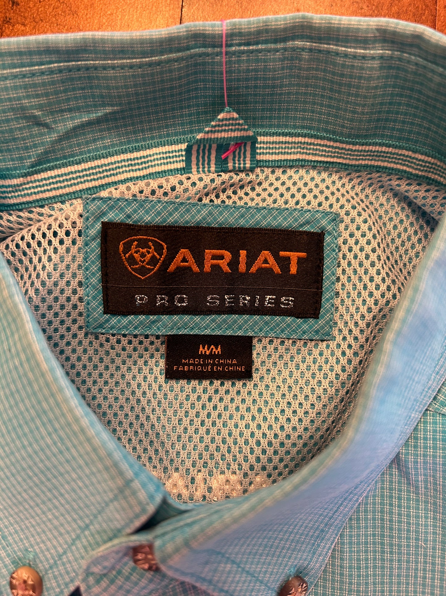 Ariat Pro Series Aqua Button Up Size M