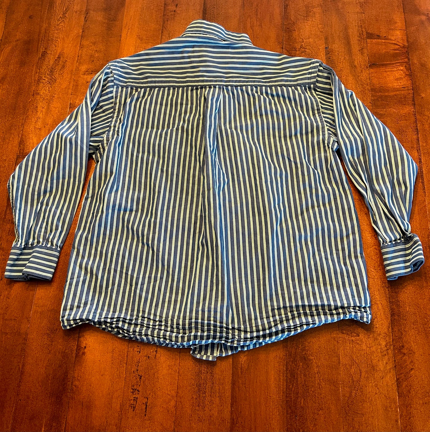 Panhandle Rough Stock Button Up Kid’s Size M/10