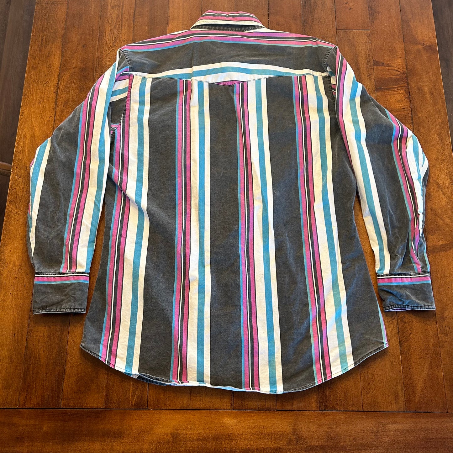 Vintage Wrangler Button Up Size 16.5 (L)