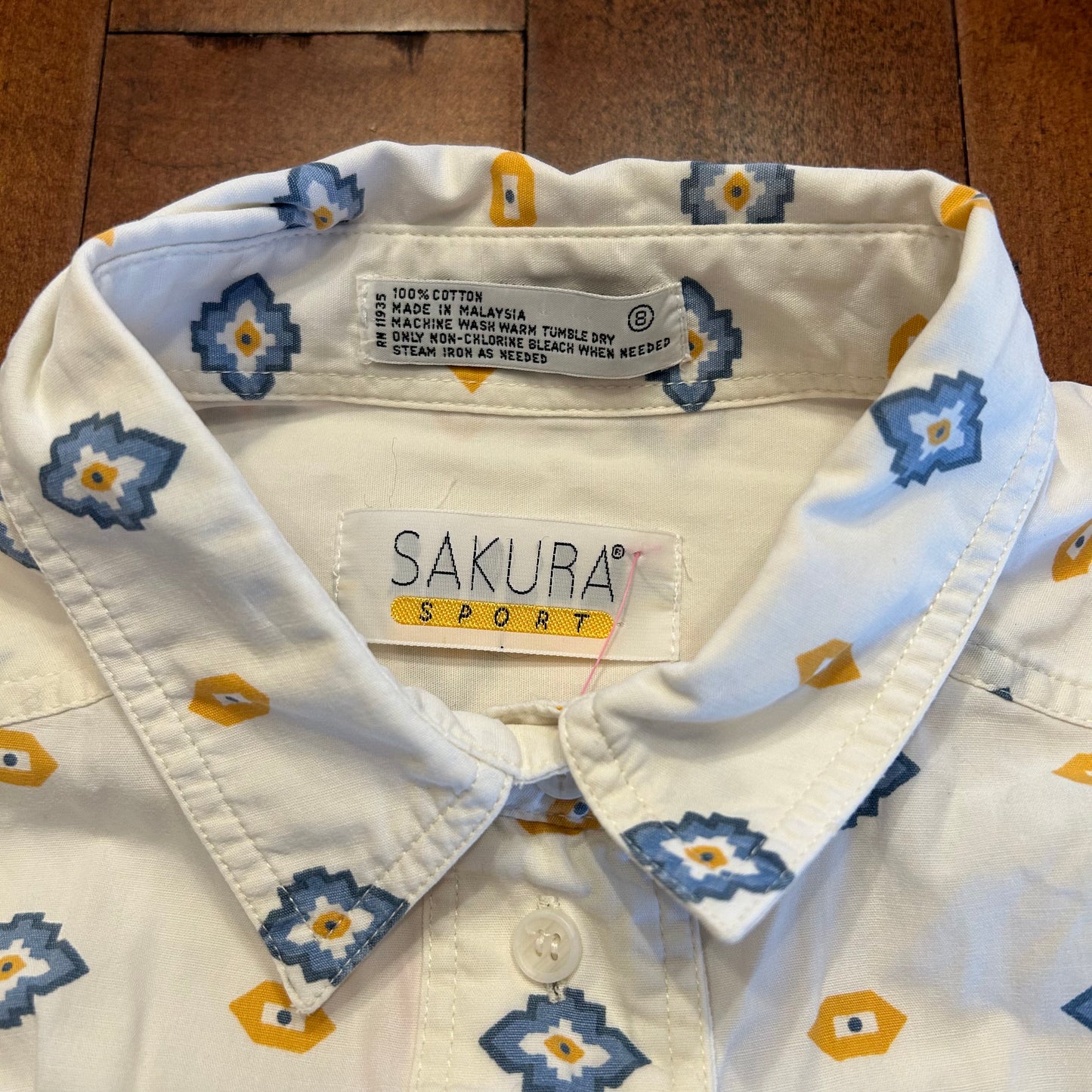 Vintage Sakura Sport Aztec Button Up Ladies Size M