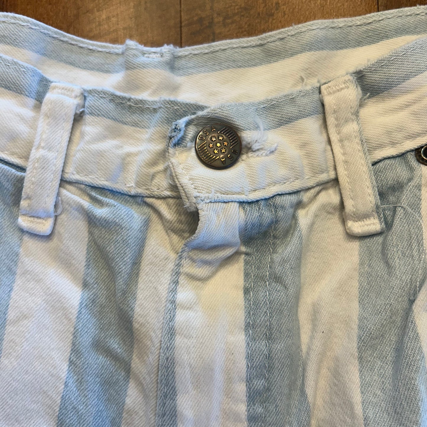 Vintage Pin Striped Jean Shorts Size 25