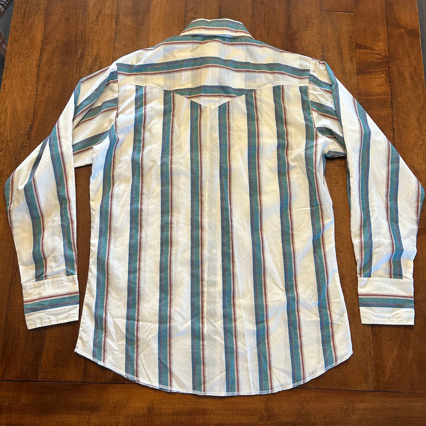 Vintage Wrangler Pin Striped Pearl Snap Shirt Size M