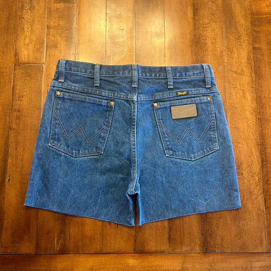 Vintage Wrangler Cowboy Cut Off Shorts Size 32