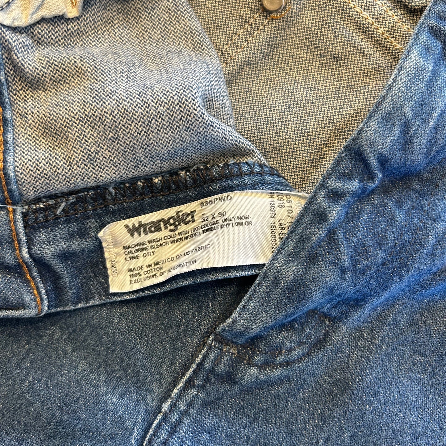 Vintage Wrangler Cowboy Cut Off Jeans Size 32