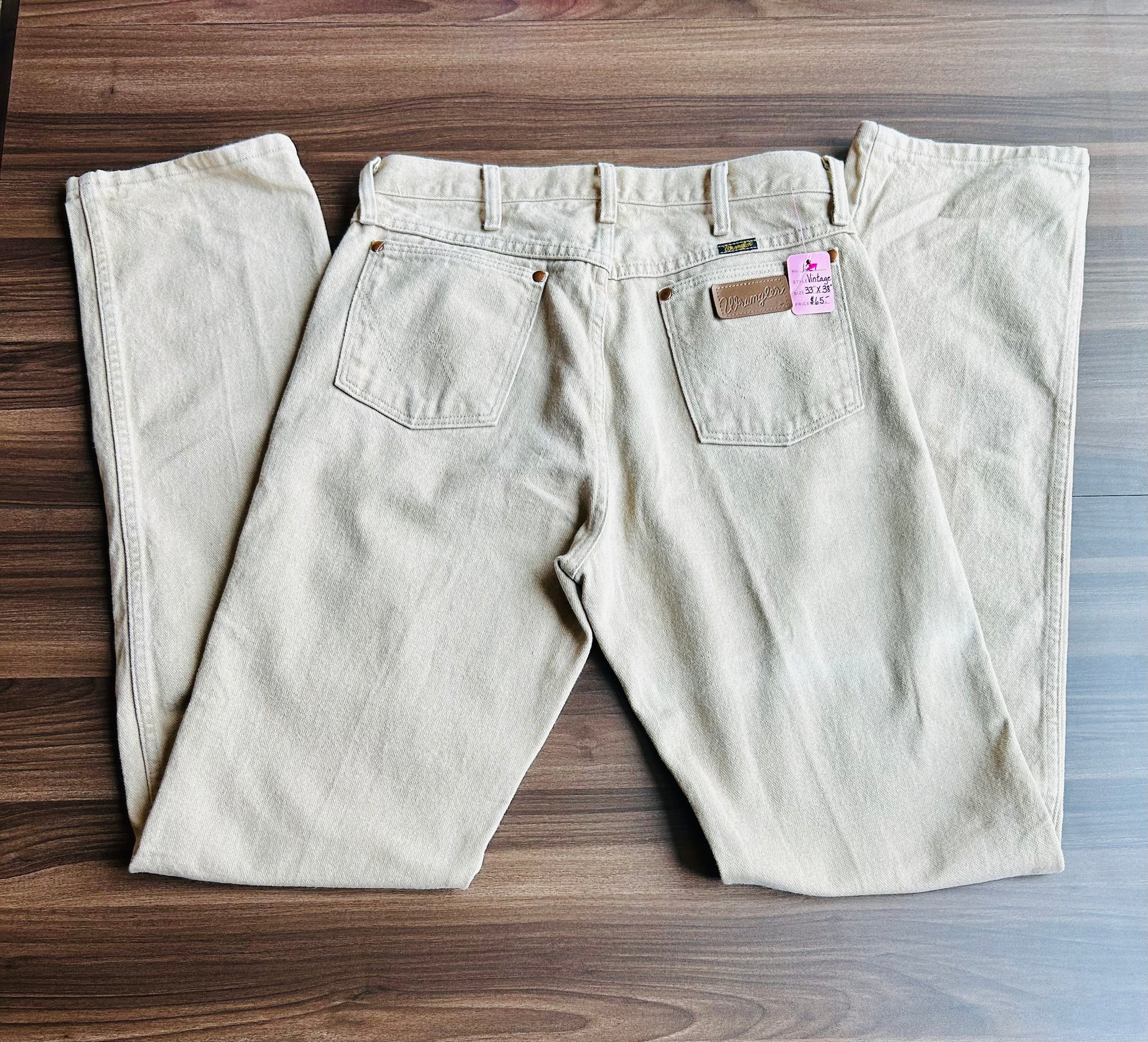Wrangler Cowboy Cut Tan Jeans Size 34x39 – Wrangled Vintage Wear