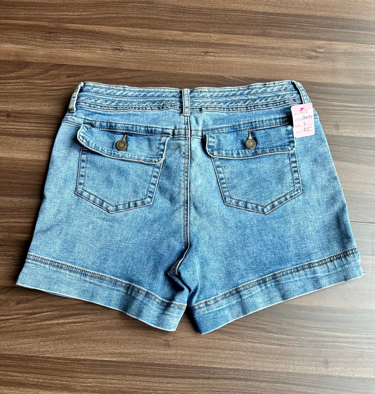 One5One Light Jean Shorts Size 6